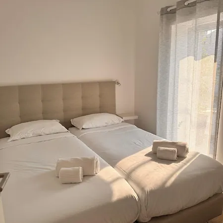 D'felicidade Villa *